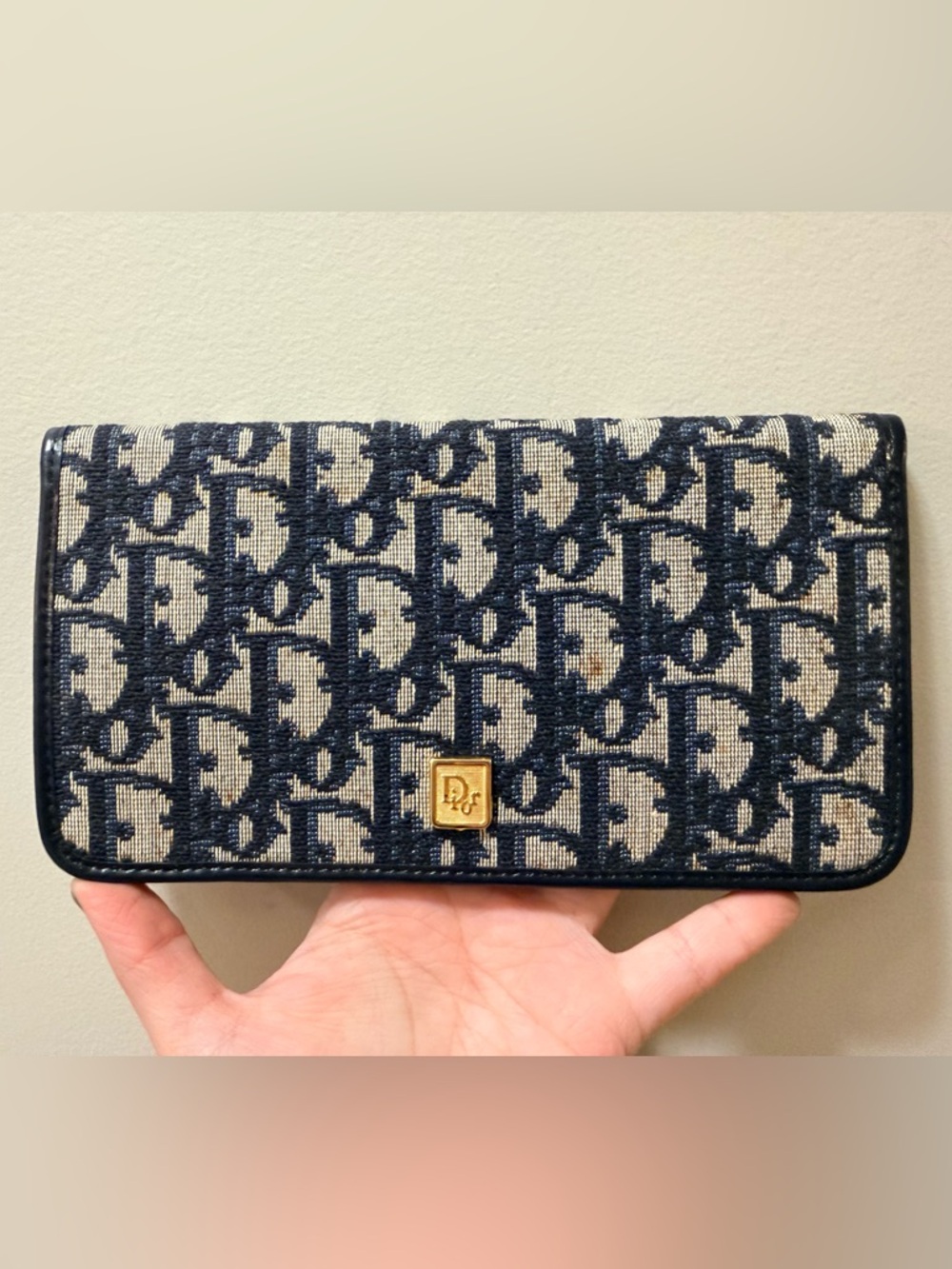 *Beautiful* Authentic Dior Monogram Wallet w/ COA